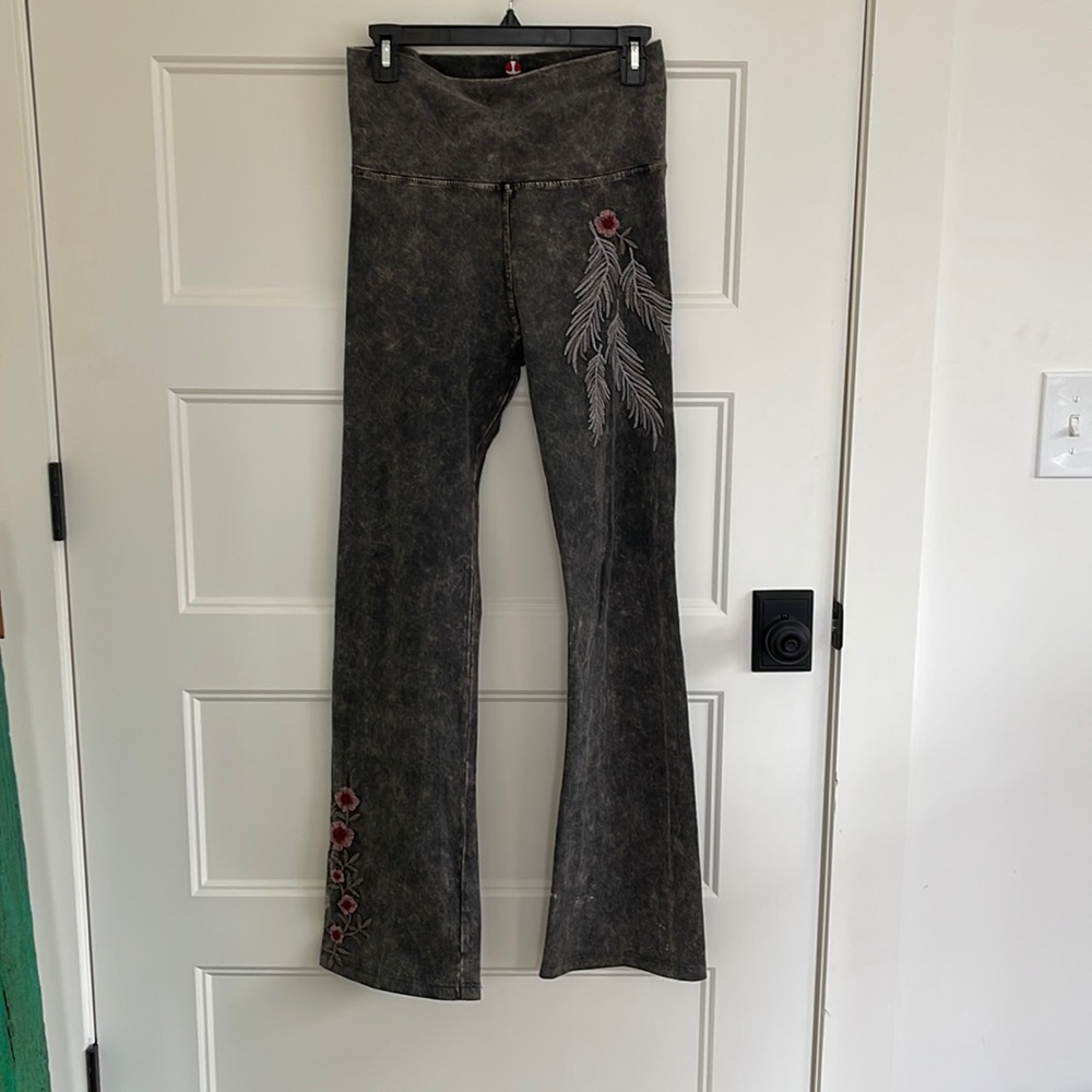 Acid Wash pull on Pants-pretty detail. Artsy pant slight bell bottom Charcoal M